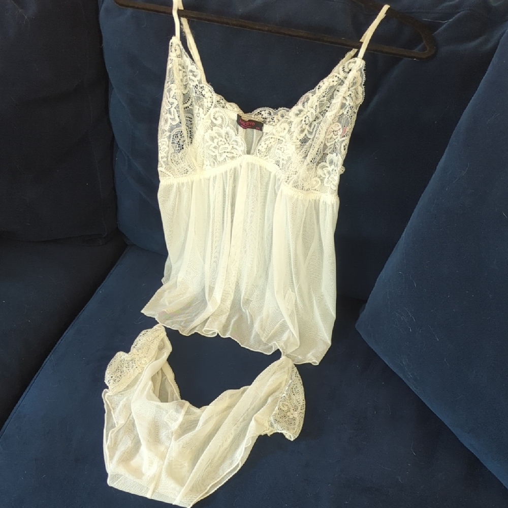 Avid Love Set NWT